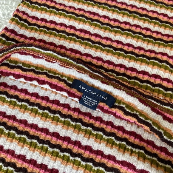 cutest stripped top! - Picture 3 of 3